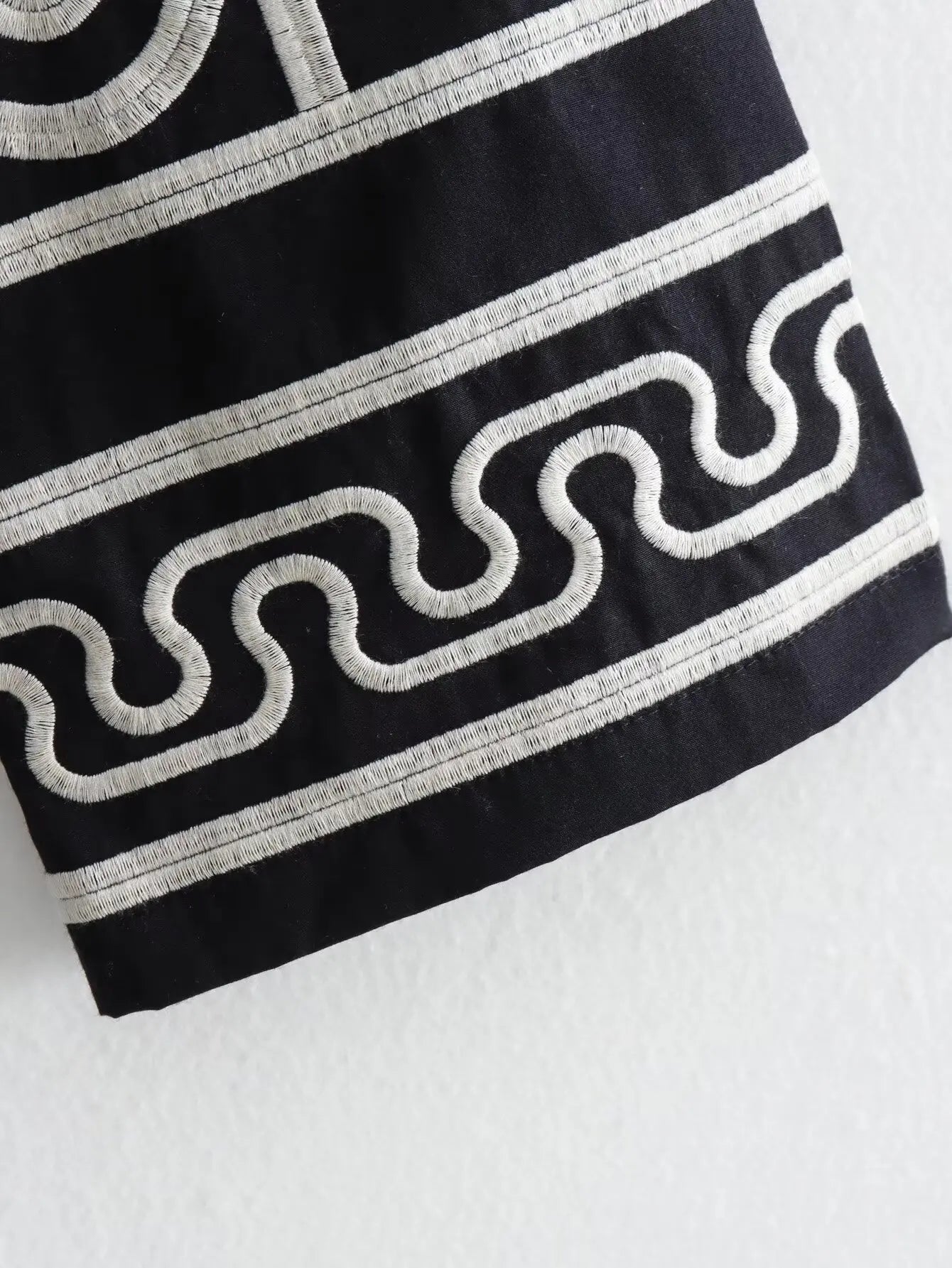 CAGLIARI – Embroidered Mini Dress – 1525